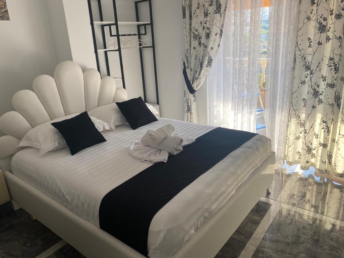 Vila Sinani Saranda Dış mekan fotoğraf